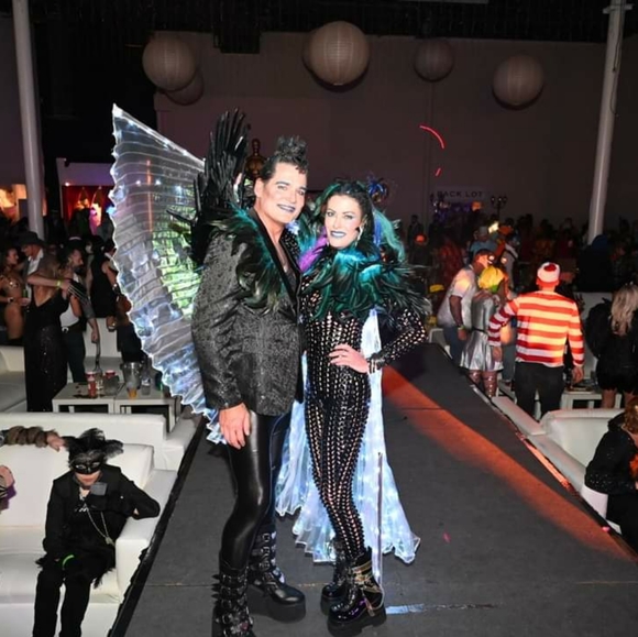 Black Feather Wings - Picture 2 of 4